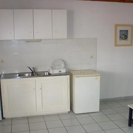 White Myth Gæstehus 3*