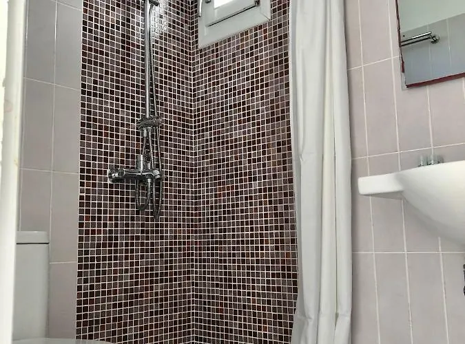 White Myth 3* Mykonos Town