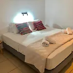 白色之谜酒店 Mykonos Town