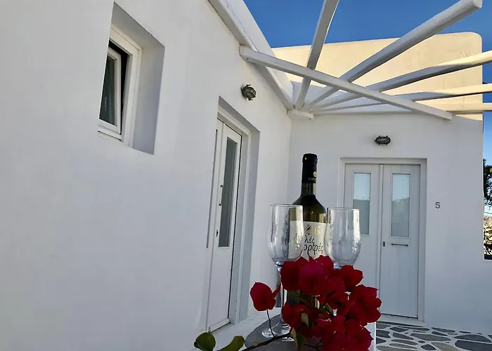 Guest house White Myth 3*