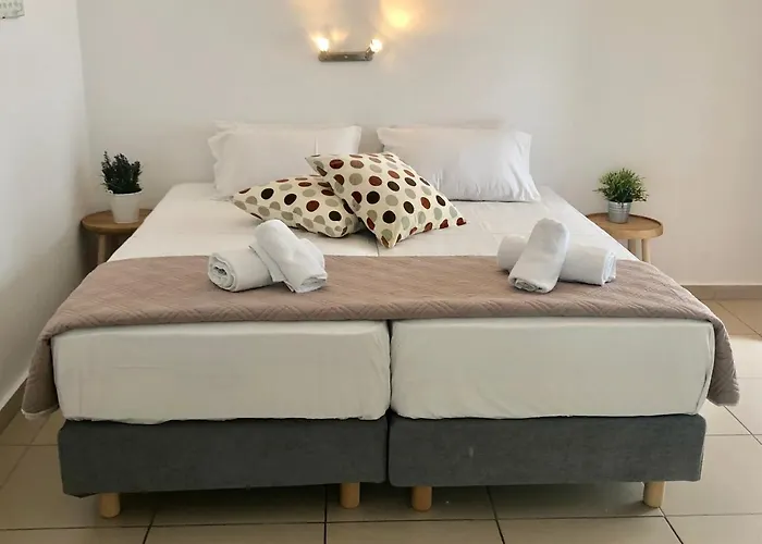 Guest house White Myth