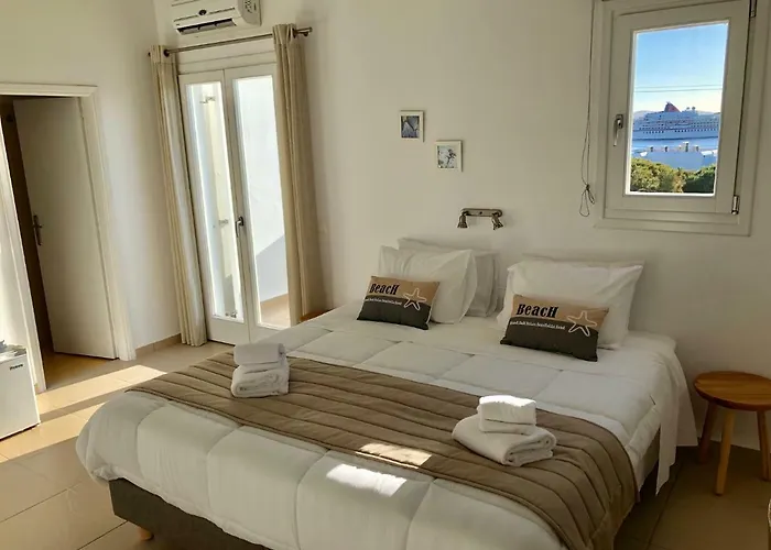 Guest house White Myth 3*