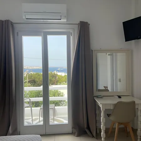 白色之谜酒店 招待所 3*