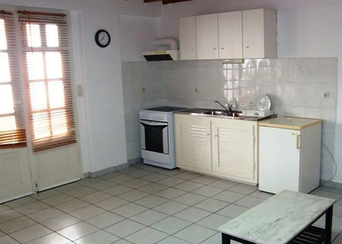 白色之谜酒店 招待所