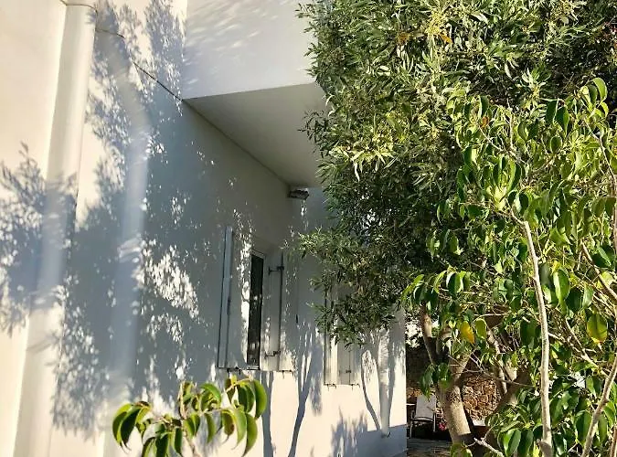 白色之谜酒店 Mykonos Town